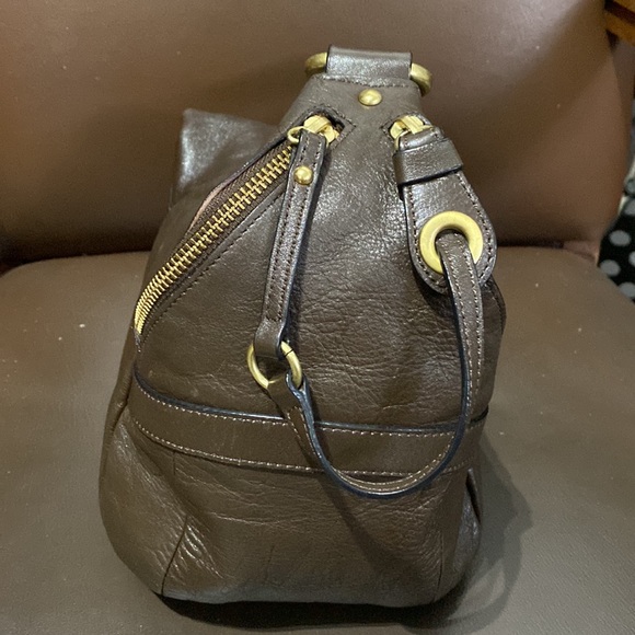 Danier Leather Hobo - Picture 4 of 9